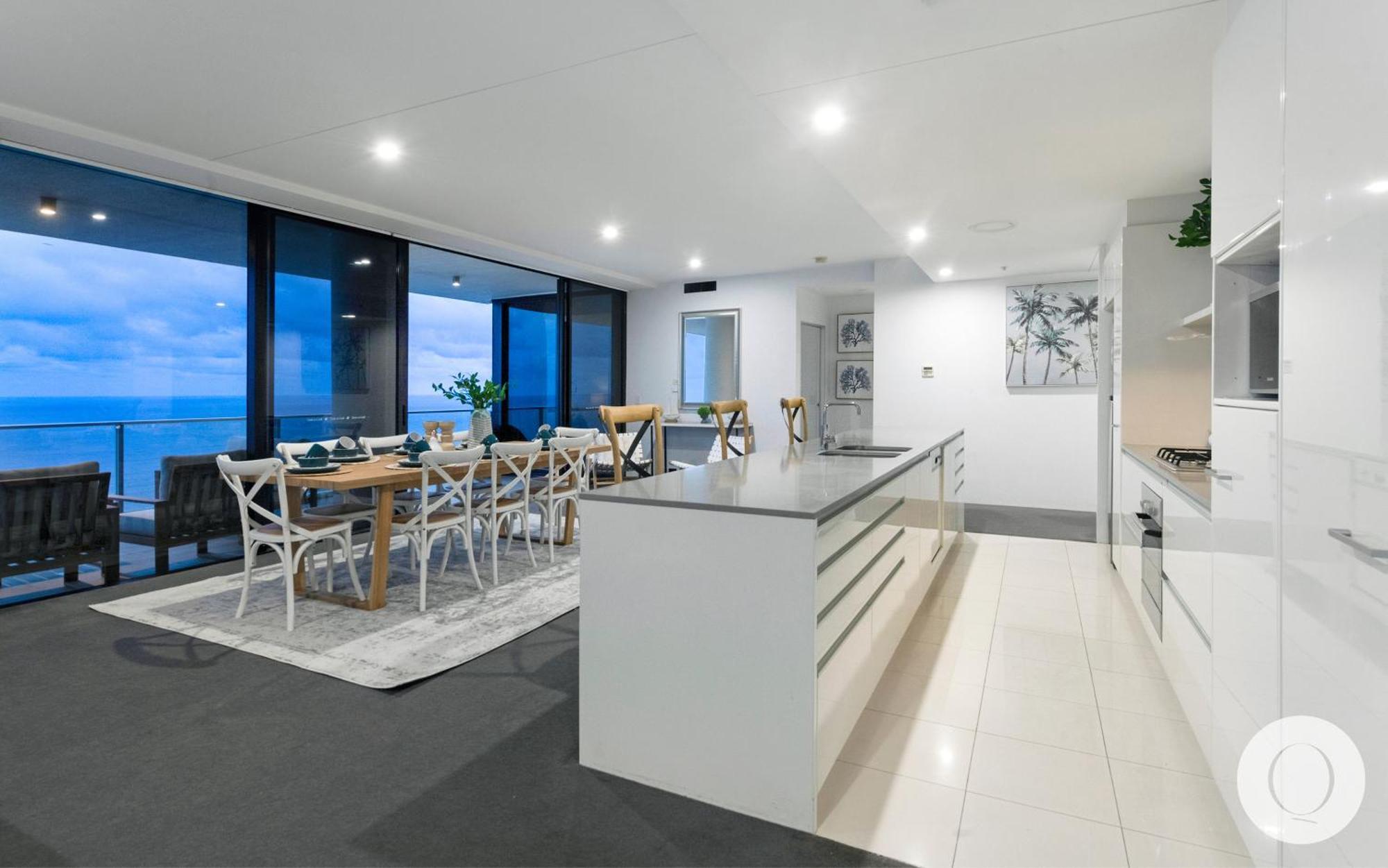5 Bedroom Executive Sub Penthouse In The Heart Of Surfers With Full Ocean Views - Sleeps 12 - Circle On Cavill Amazing!! Gold Coast Buitenkant foto
