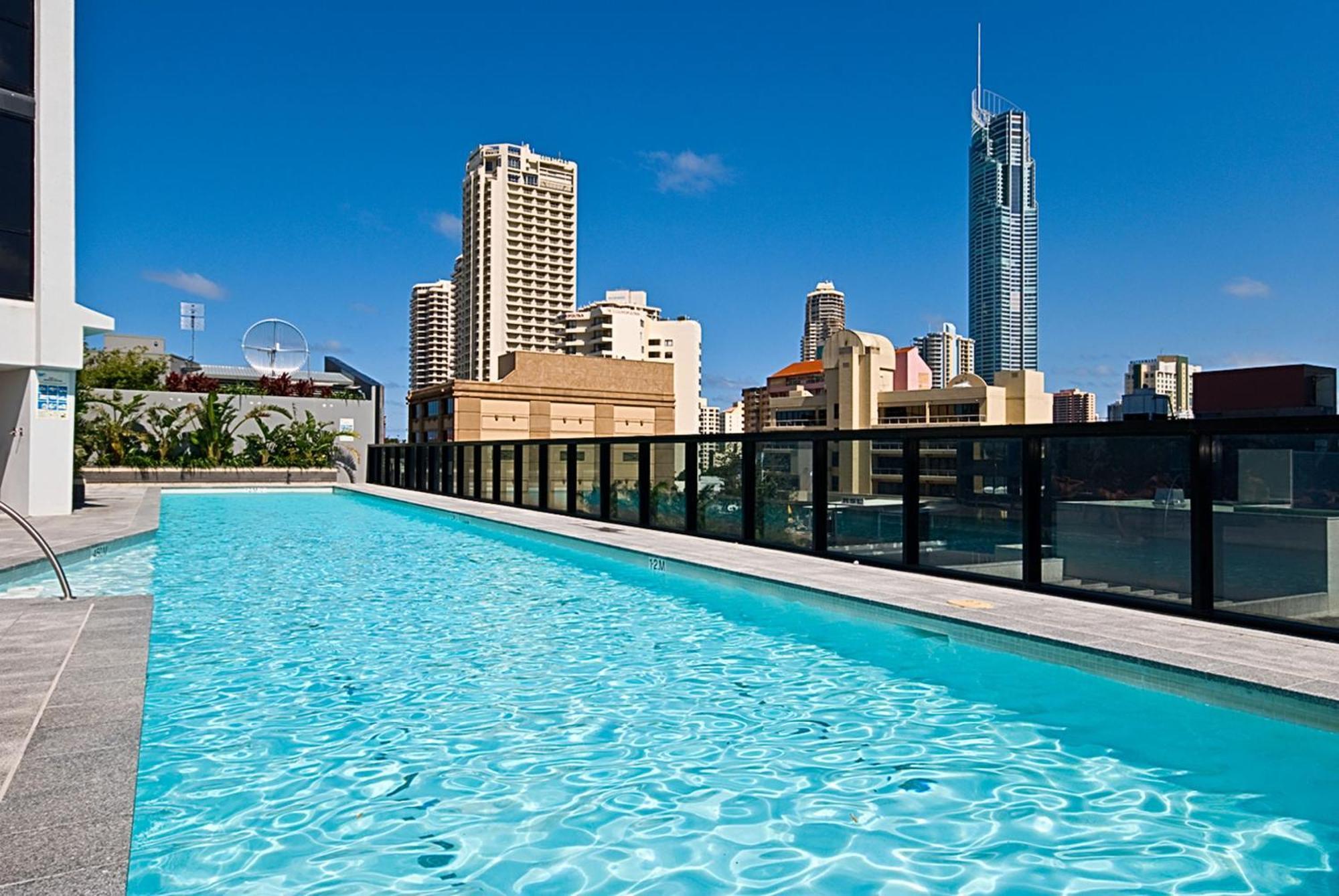 5 Bedroom Executive Sub Penthouse In The Heart Of Surfers With Full Ocean Views - Sleeps 12 - Circle On Cavill Amazing!! Gold Coast Buitenkant foto